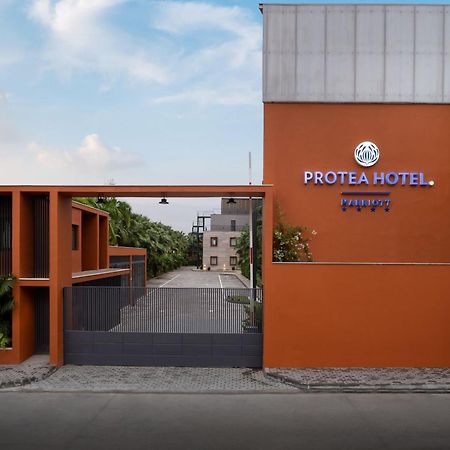 Protea Hotel By Marriott Луанда Екстер'єр фото