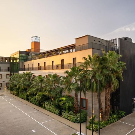Protea Hotel By Marriott Луанда Екстер'єр фото