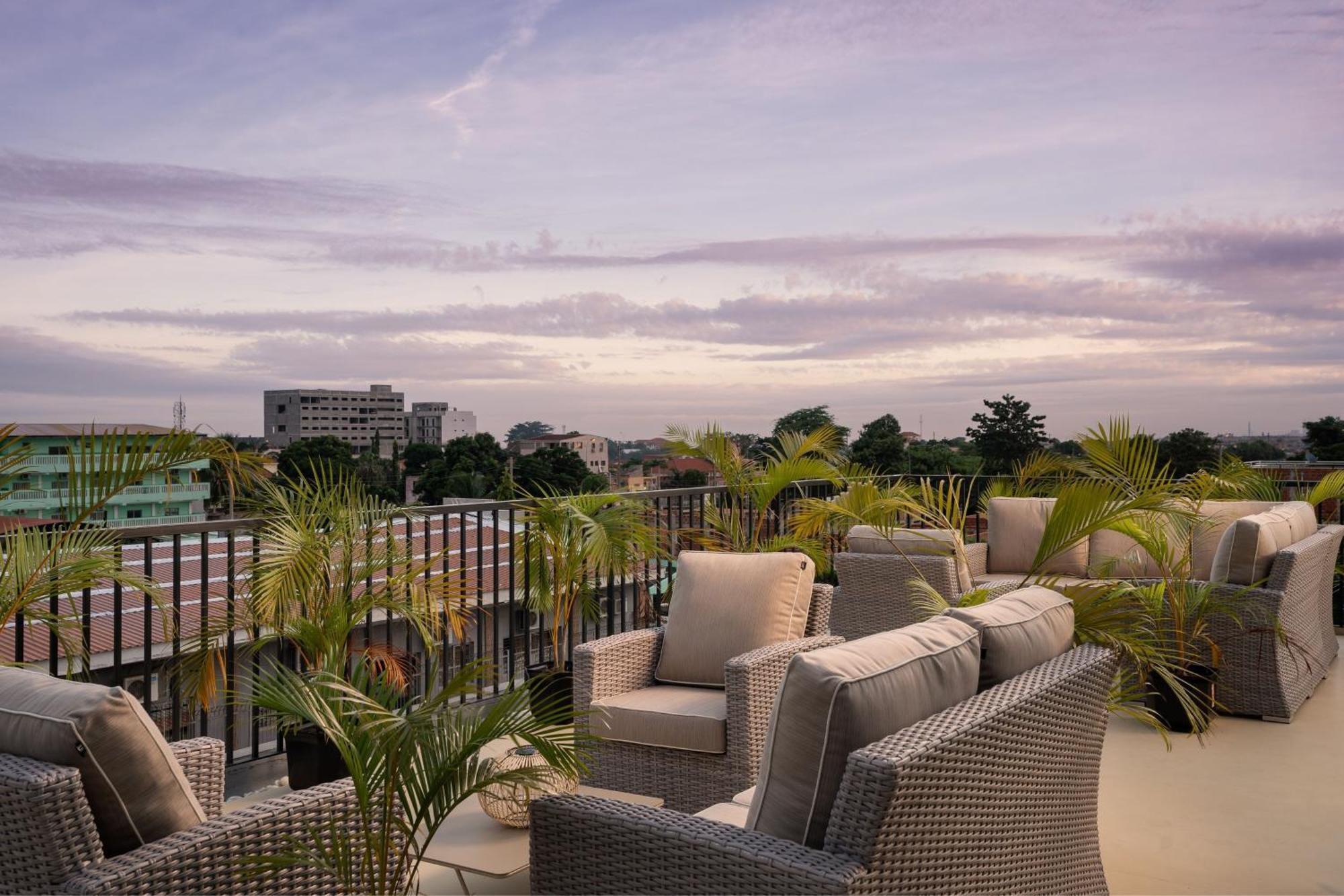 Protea Hotel By Marriott Луанда Екстер'єр фото